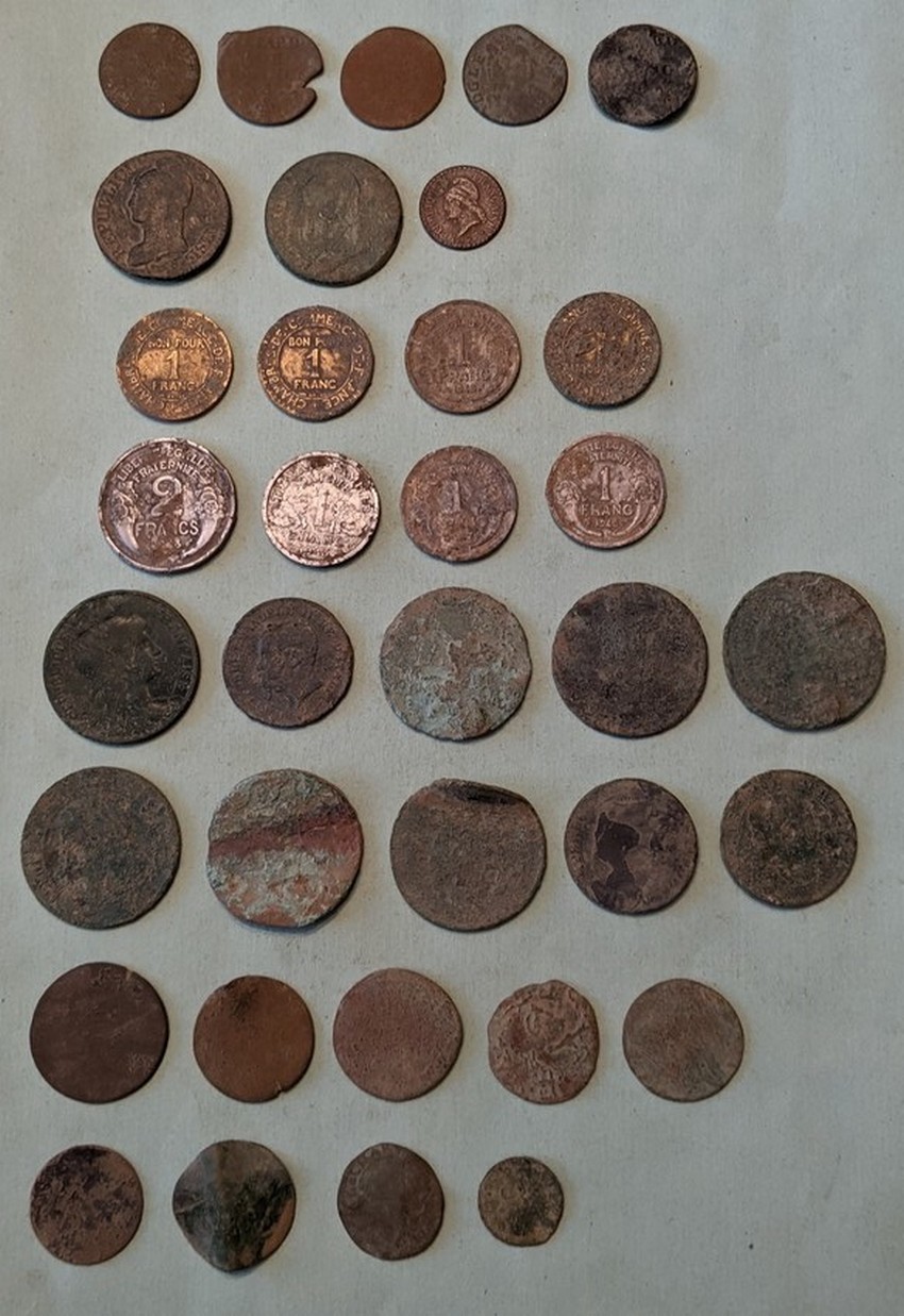 MONNAIE.jpg