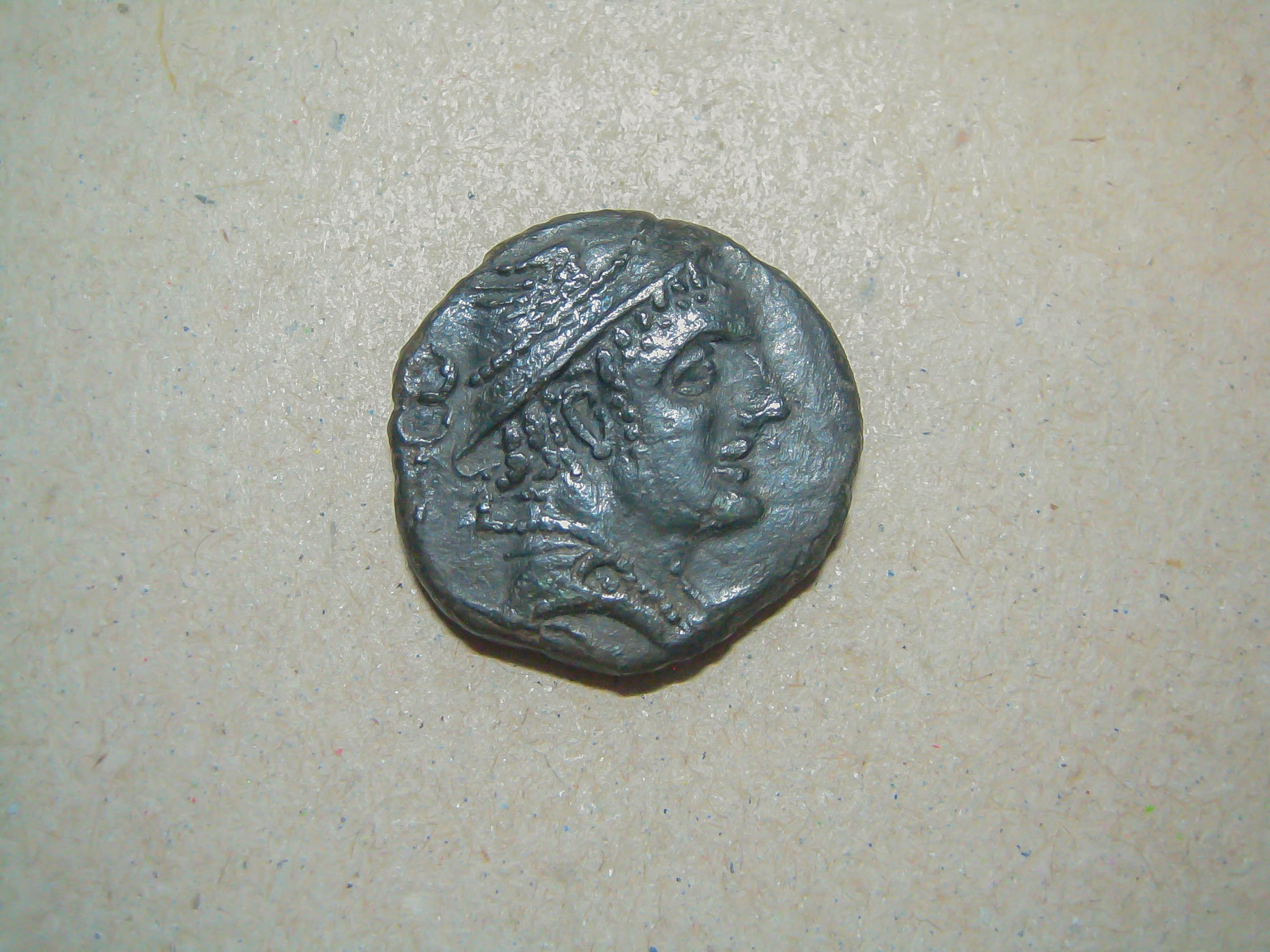 bronze trepied 3.JPG