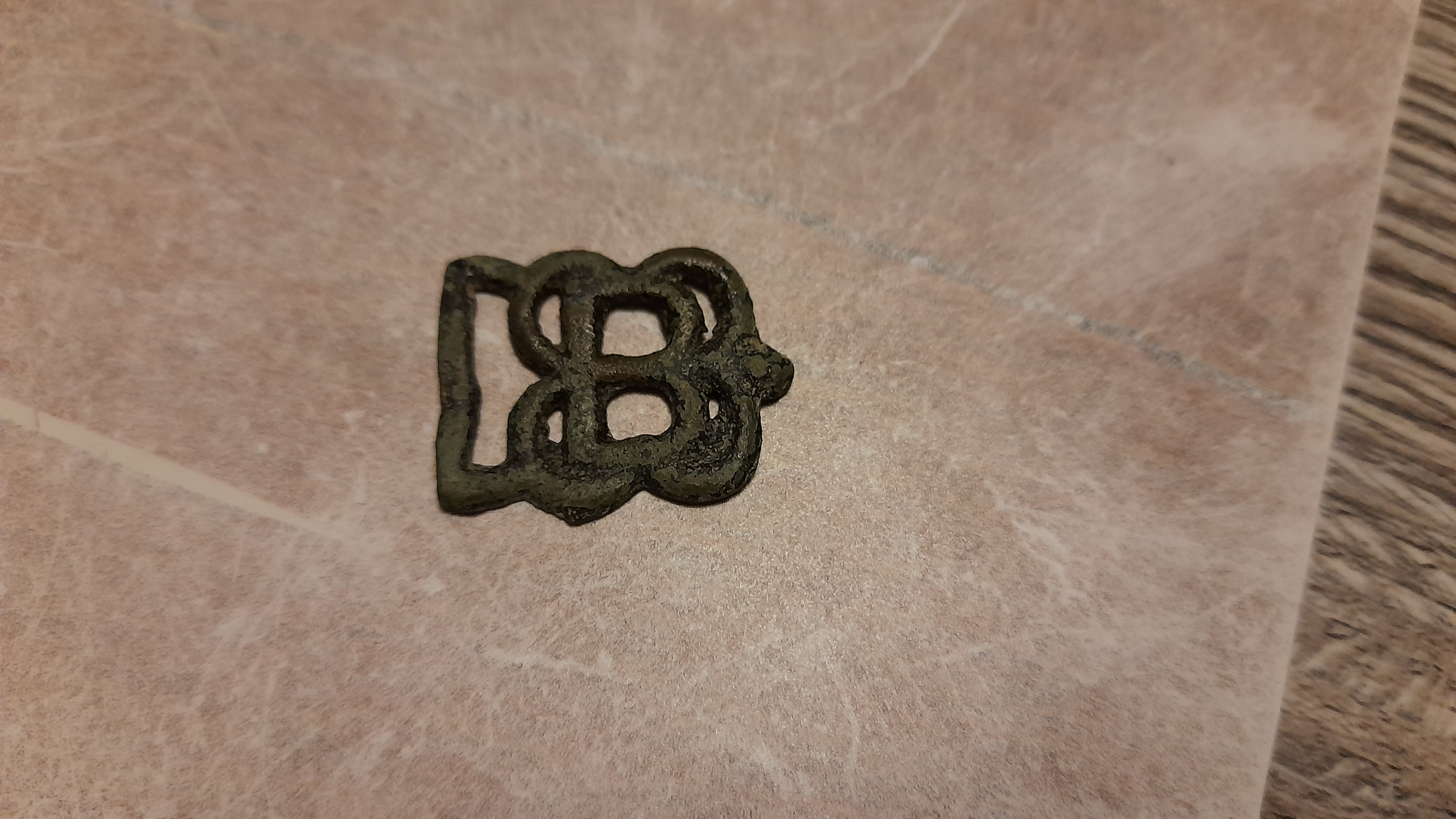 crochet de robe B a l'envers.jpg