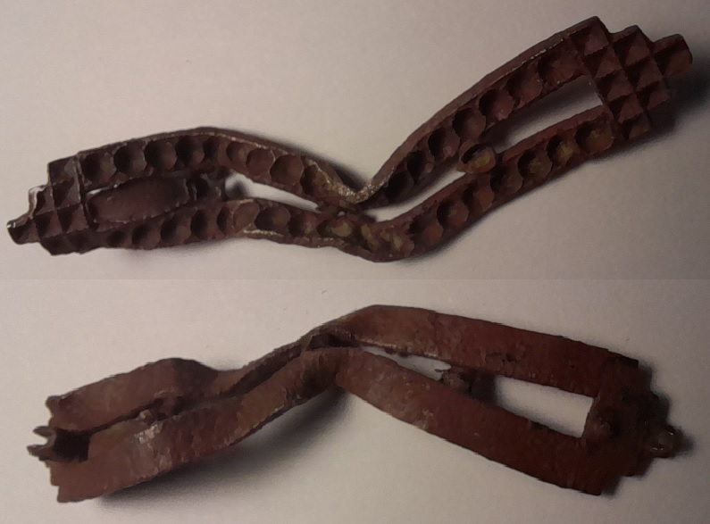 Bijou (broche moderne).jpg