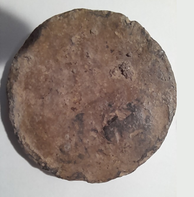 Palet de jeu en plomb D 54 ép 6 poid 102 g.jpg