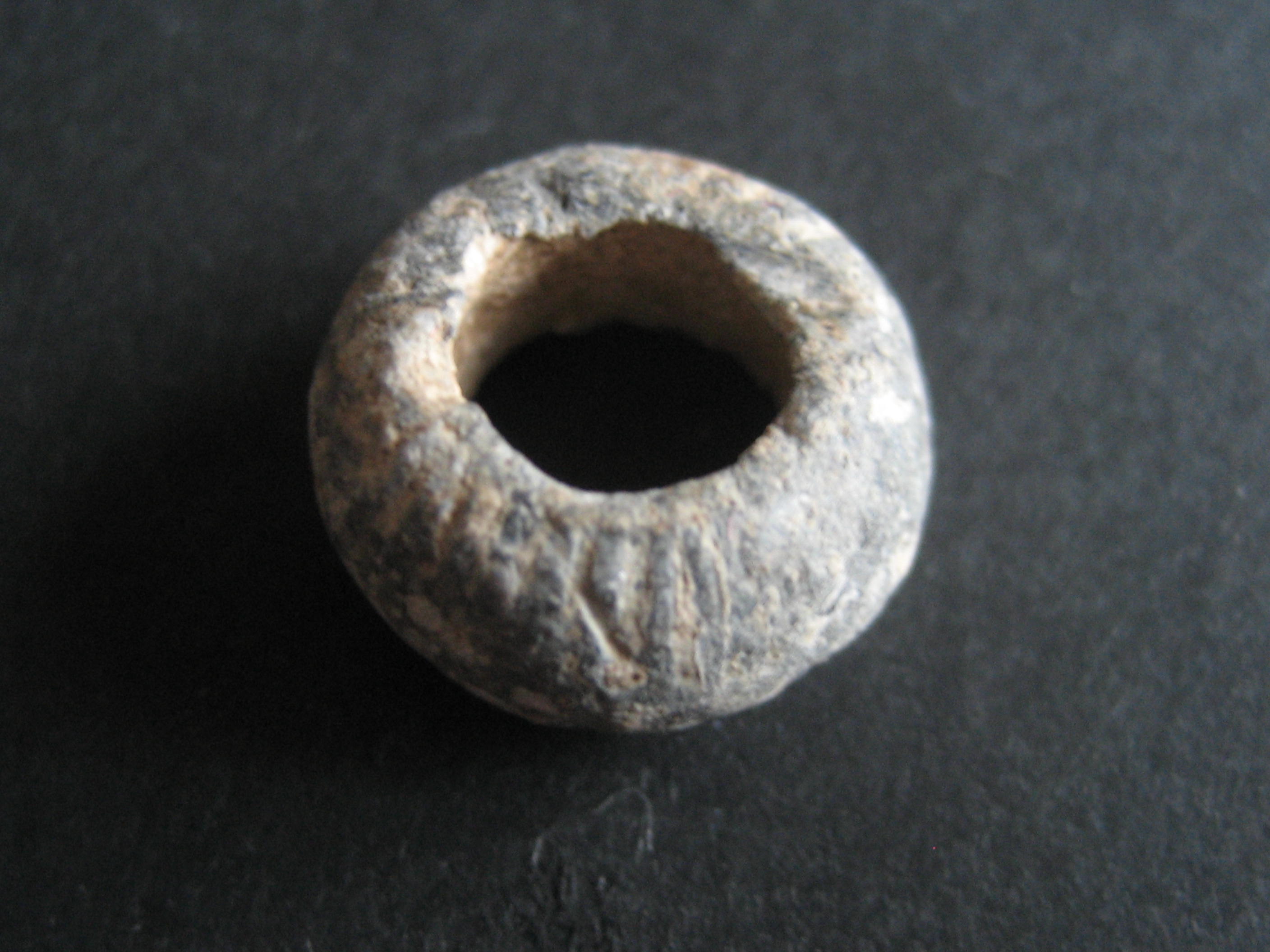 (3)fusaiole biconique a cotes 16-19e.JPG