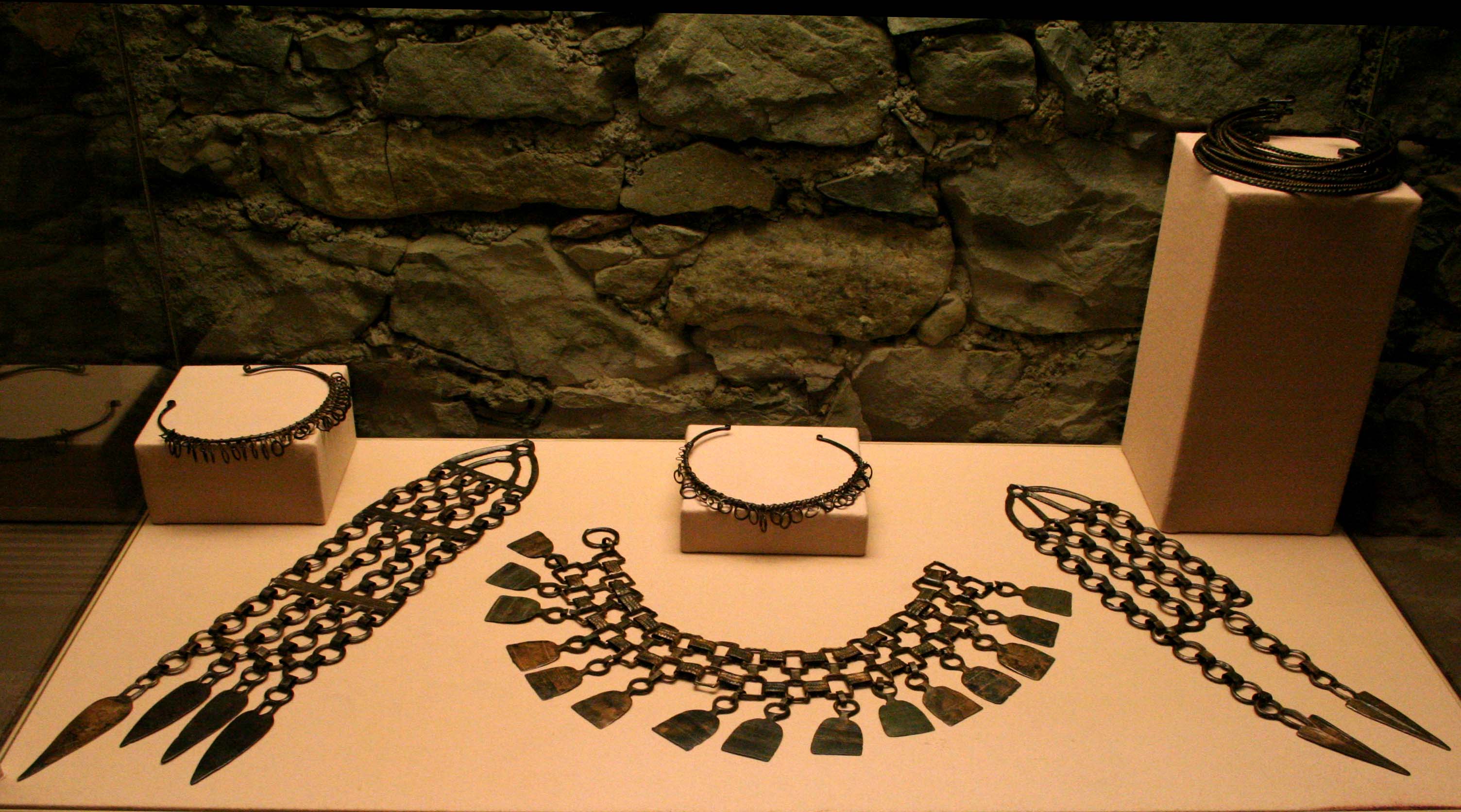 Ceinture_de_bronze-Musée_de_Gap.jpg