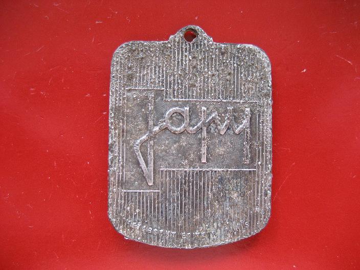 (1)porte clef pub de machine a ecrire Japy-1.jpg