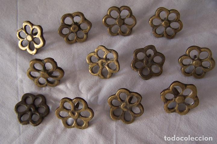 ANTIGUOS-CLAVOS-DE-BRONCE-O-LATN-PARA-SILLONES-CON-CUERO-20191016060734.4232650015.jpg
