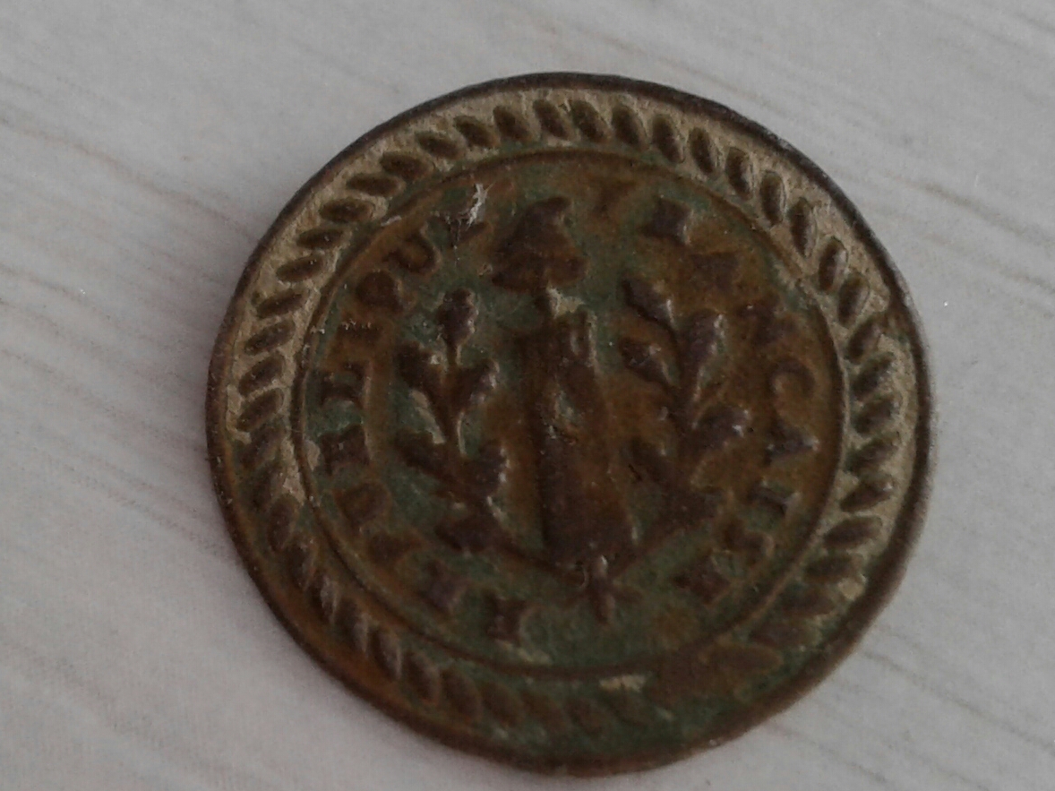 bouton république Française ( révolutionnaire ) face.jpg