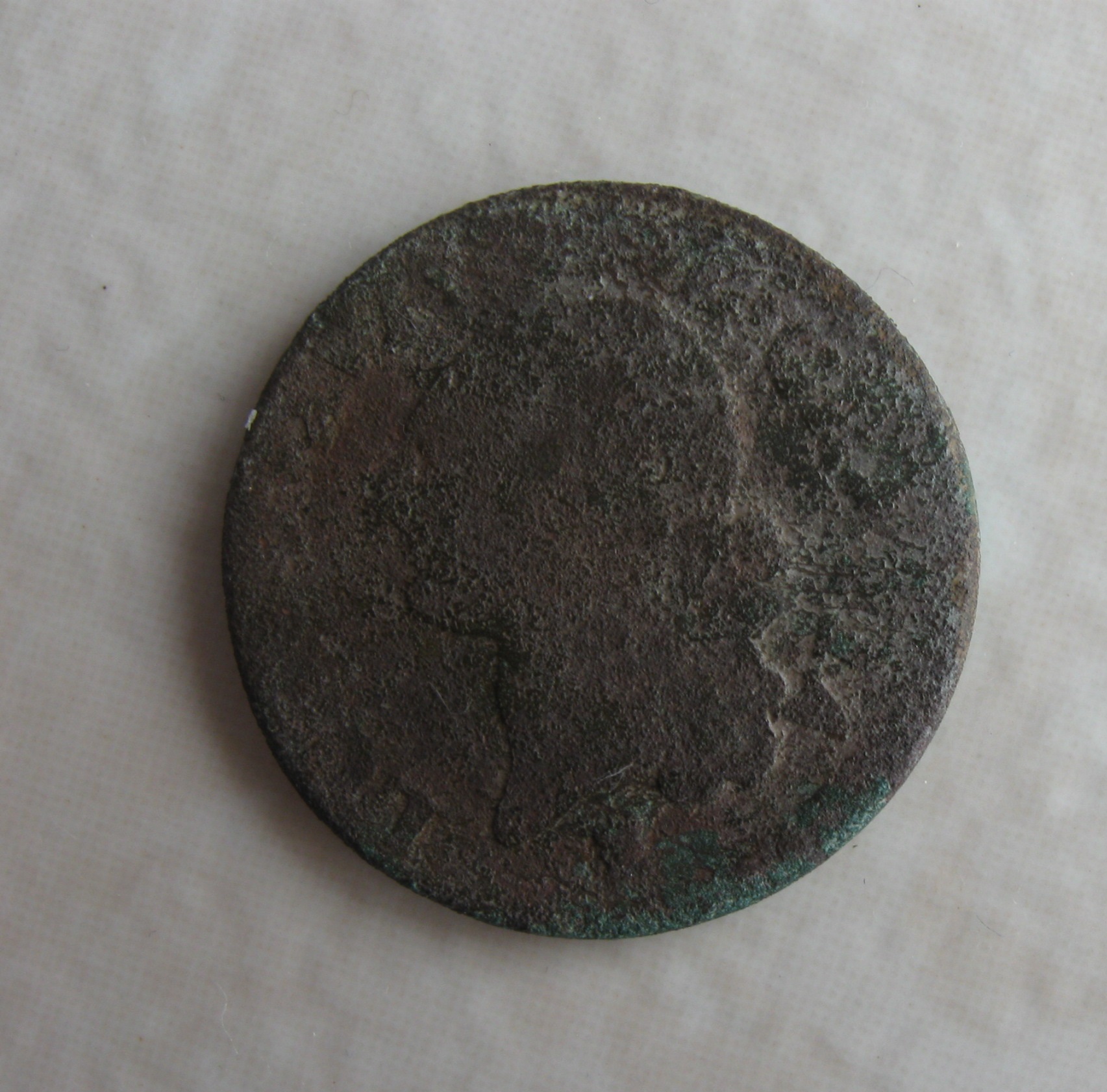 01-2020 - Ciré - Nord Franche-Comté - Sol à l'écu - Louis XVI - 1784 - Avers.JPG