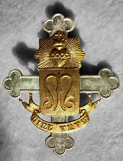 croix tréflée sacré coeur monogramme marial.jpg
