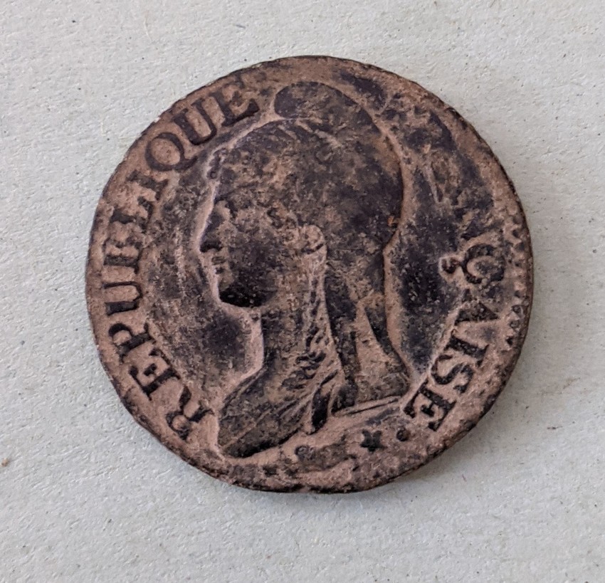 5 CTS REVO AN 8 ..jpg