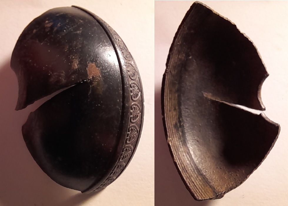 Coupelle en bronze décoré.jpg