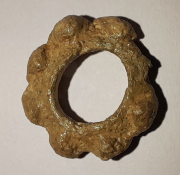 Une petite Fusaïole 8 cabochons.jpg